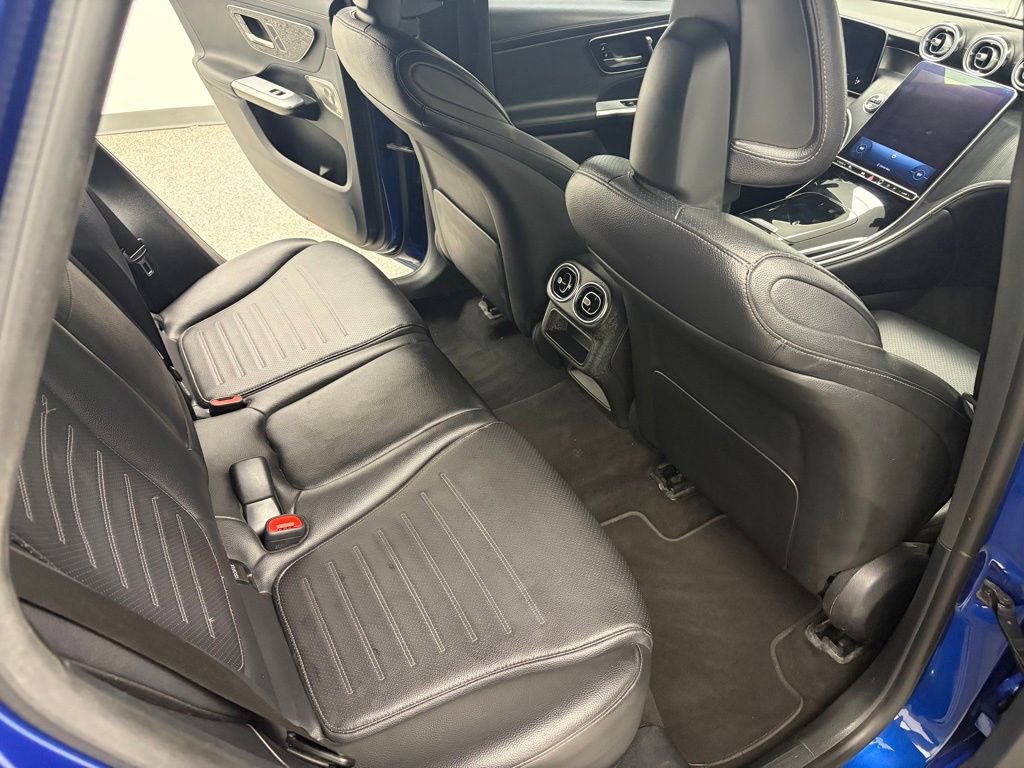 Used 2023 Mercedes-Benz GLC 300 4MATIC w/ AMG Line image 41