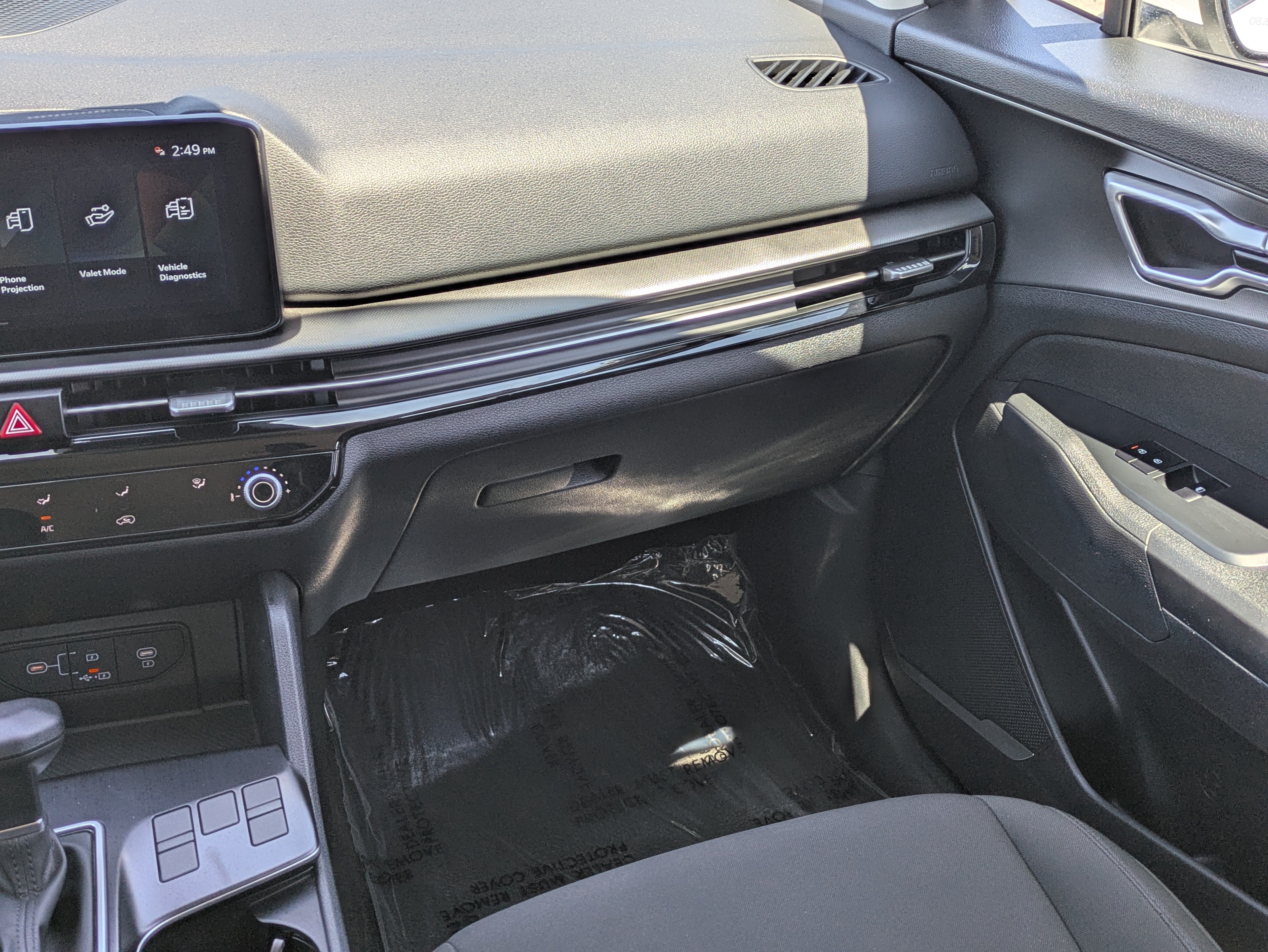 Certified 2026 Kia Sportage LX FWD image 18