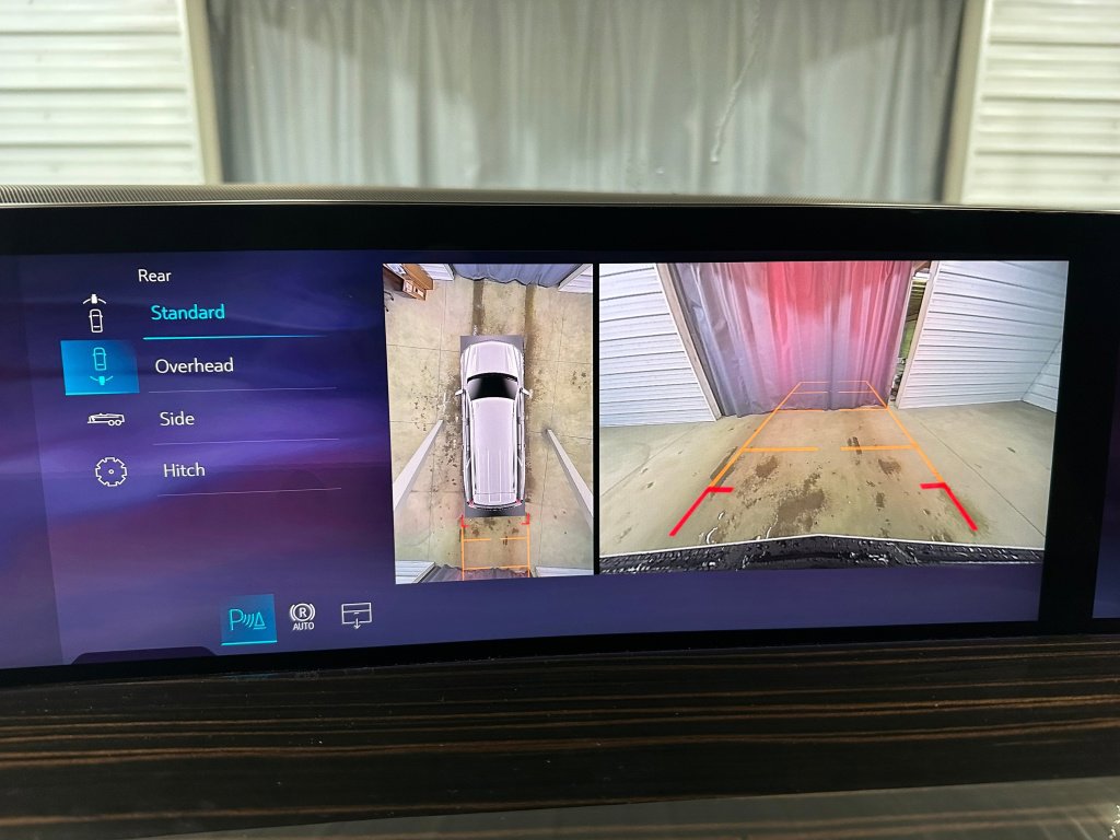 New 2026 Cadillac Escalade ESV Luxury w/ Touring Package image 15