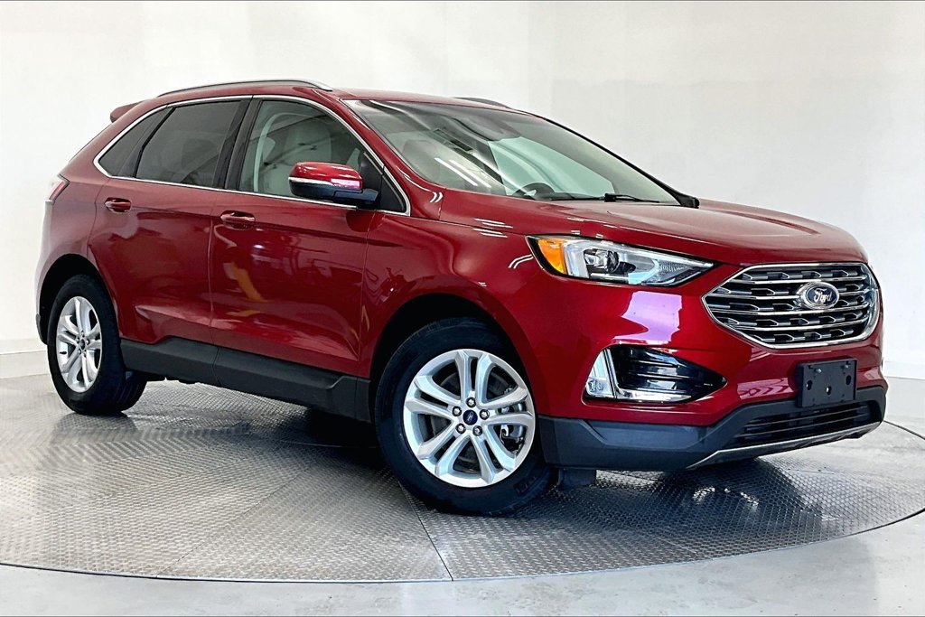 Used 2020 Ford Edge SEL w/ Cold Weather Package AWD/4WD image 11