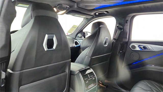 Used 2023 BMW XM image 29