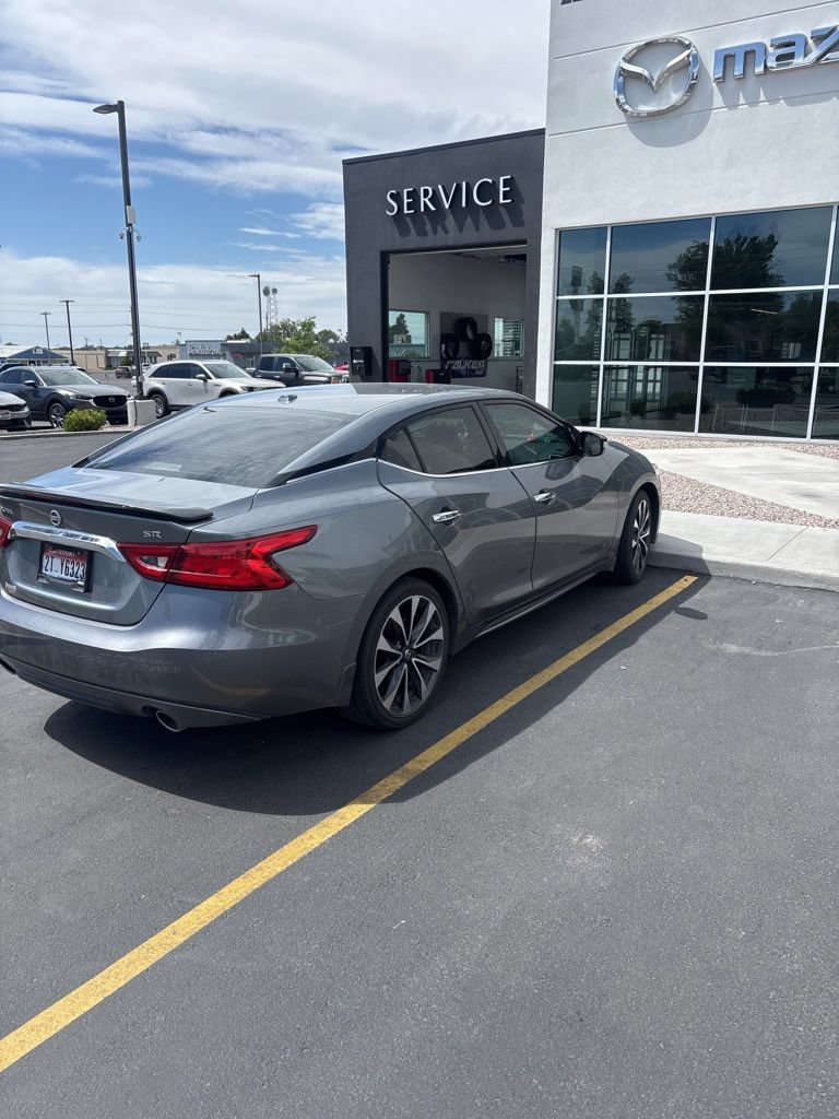 Used 2016 Nissan Maxima SR FWD image 4