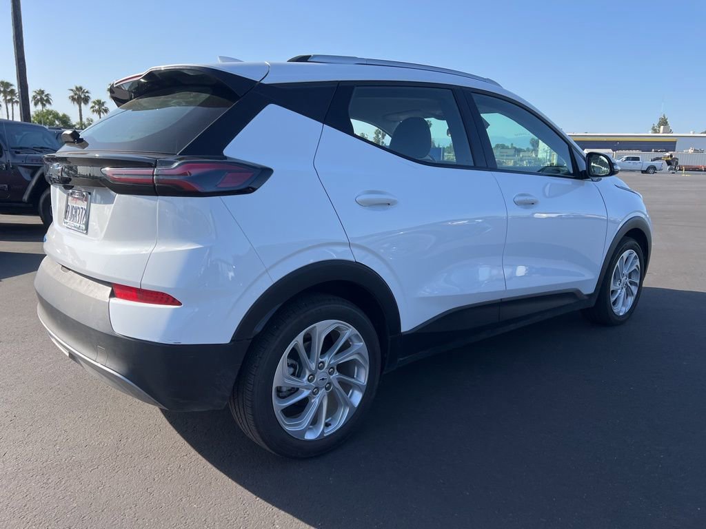Used 2023 Chevrolet Bolt EUV LT image 5
