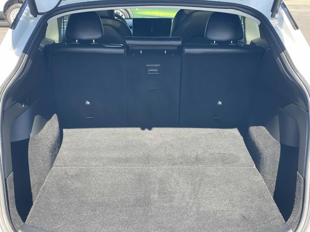 Used 2021 Tesla Model Y Long Range image 34