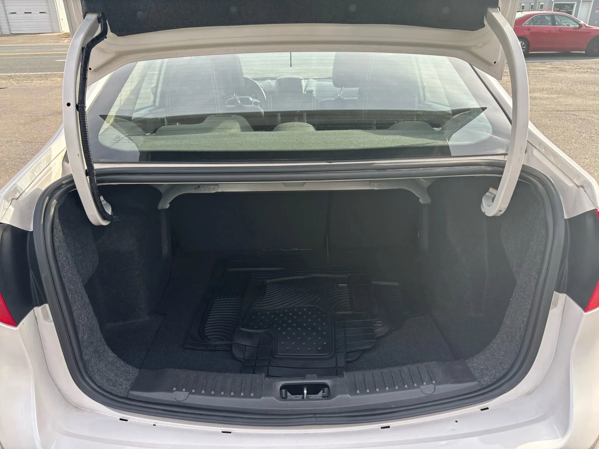 Used 2016 Ford Fiesta Titanium image 15