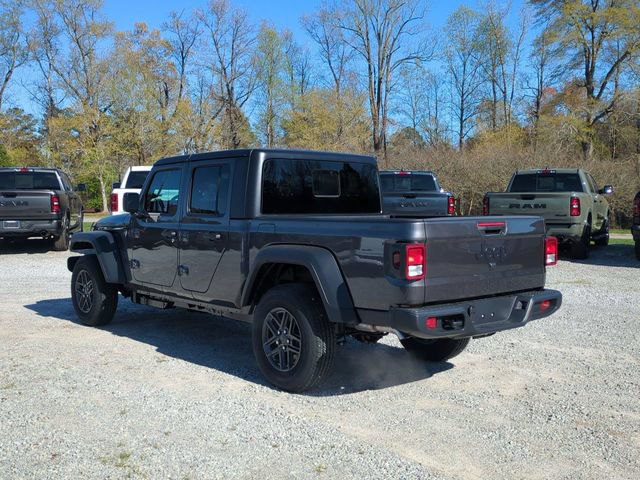 New 2026 Jeep Gladiator Sport AWD/4WD image 3