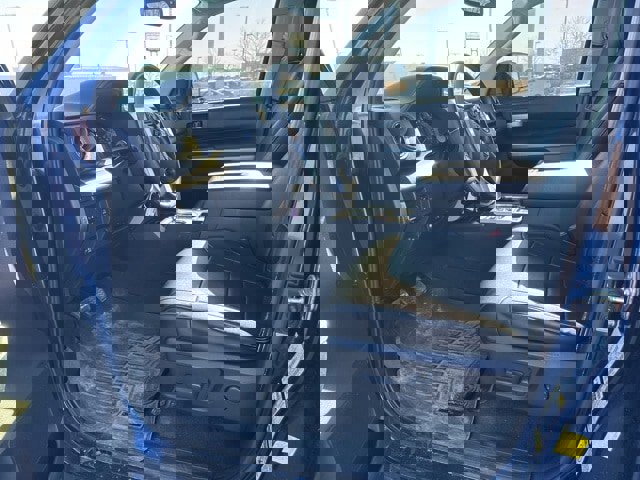 Used 2015 Toyota Tundra SR5 w/ TRD Off Road Package image 11