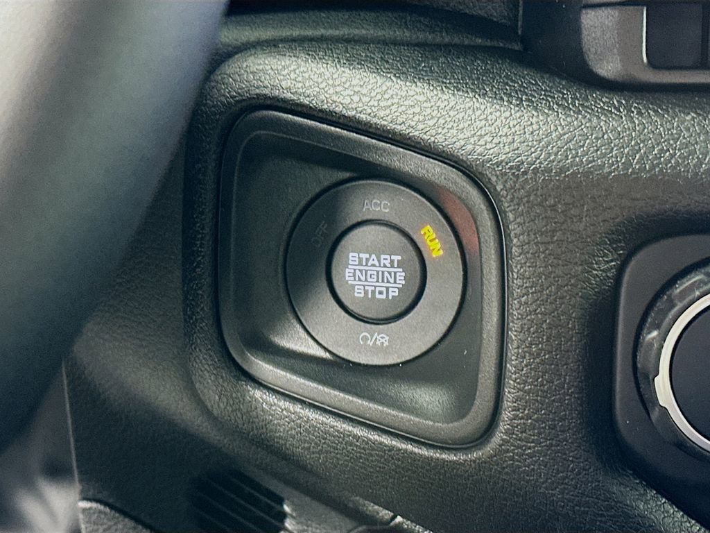 New 2026 Jeep Gladiator Sport AWD/4WD image 18