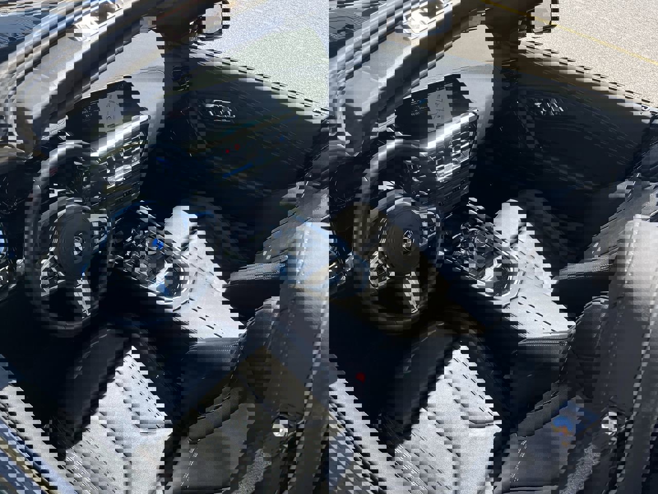 Used 2020 BMW Z4 M40i w/ Premium Package image 26