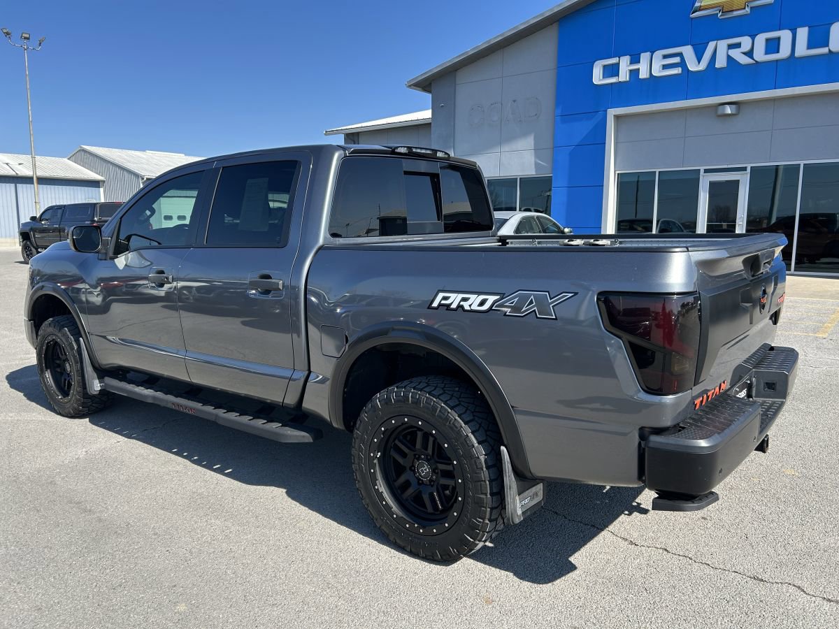 Used 2021 Nissan Titan PRO-4X w/ Pro-4x Convenience Package image 6
