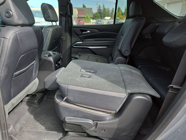 Used 2026 Chevrolet Traverse High Country w/ LPO, Floor Liner Package AWD/4WD image 34
