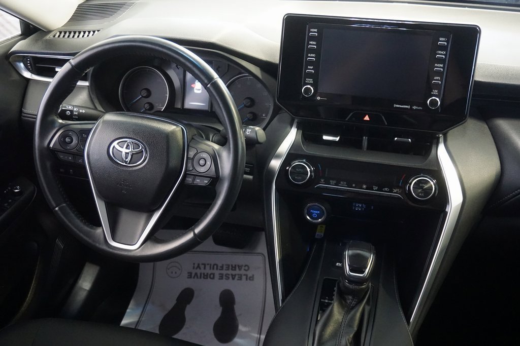 Certified 2022 Toyota Venza LE image 29
