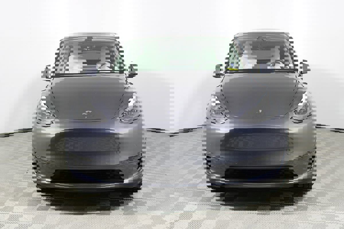 Used 2022 Tesla Model Y Performance image 28