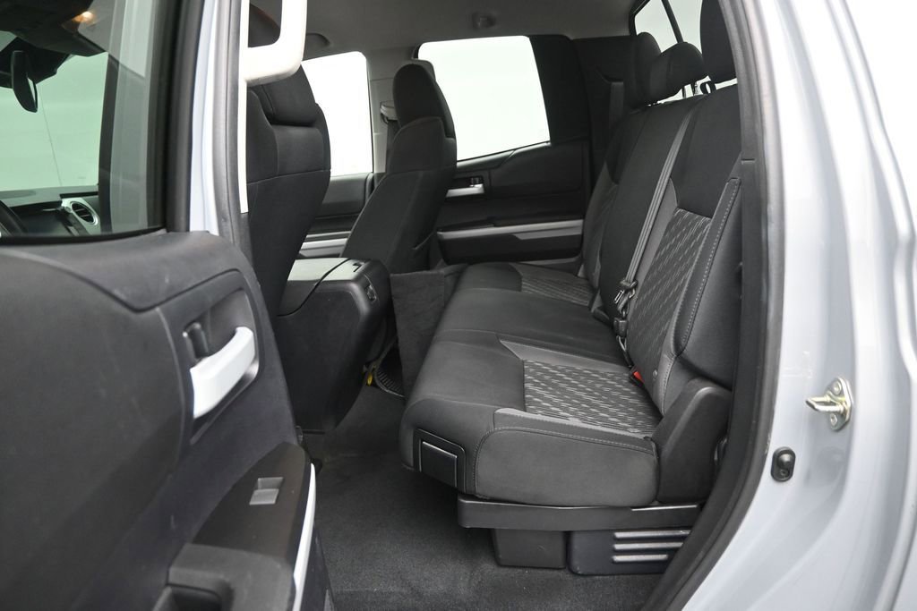 Used 2020 Toyota Tundra SR5 w/ SR5 Upgrade Package RWD image 14