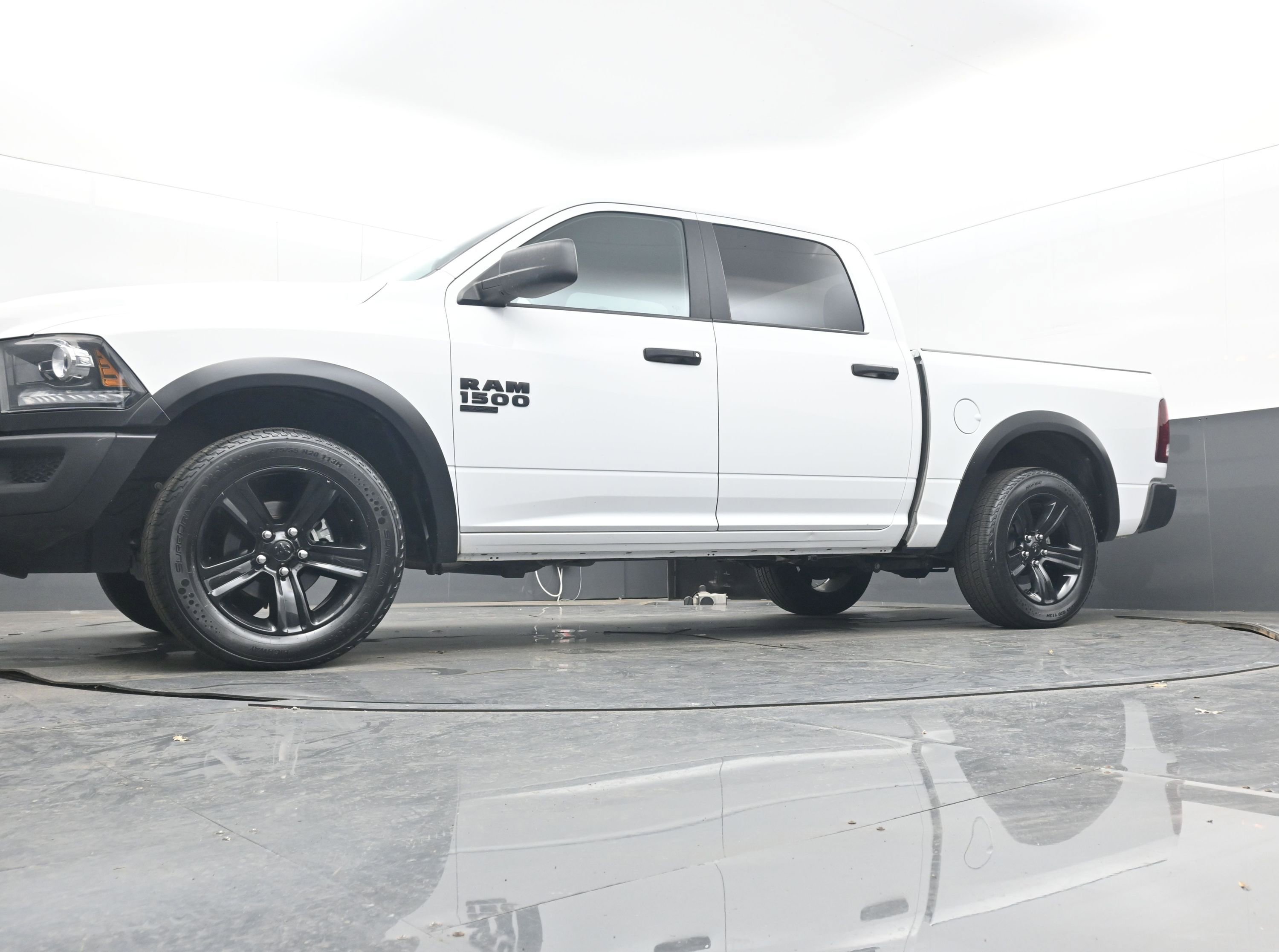 Used 2024 RAM 1500 Classic Warlock image 27