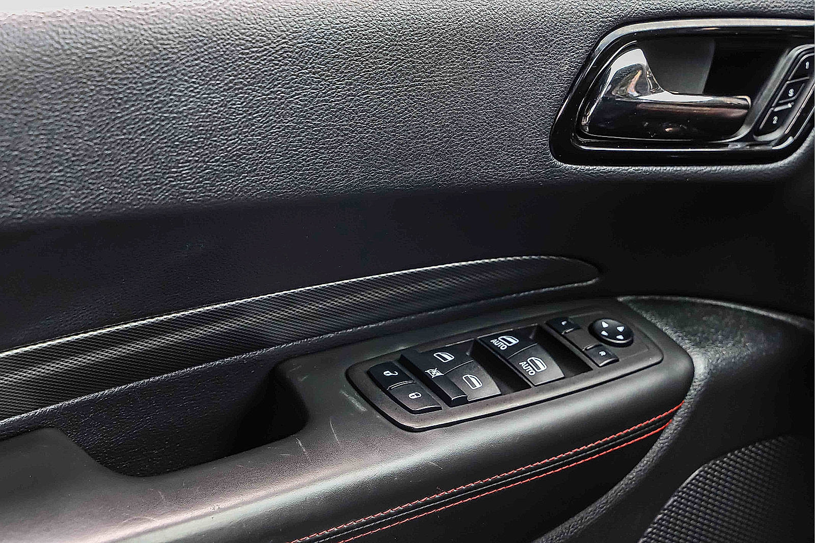 Used 2024 Dodge Durango GT AWD/4WD image 14