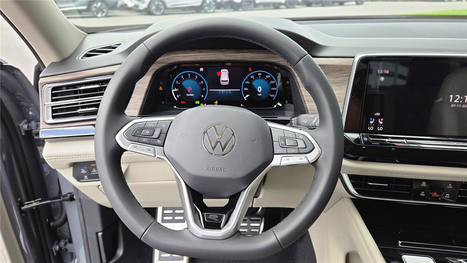 New 2026 Volkswagen Atlas SEL Premium R-Line AWD/4WD image 16
