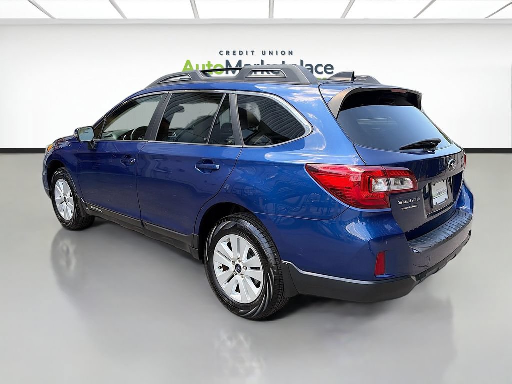 Used 2016 Subaru Outback 2.5i Premium AWD/4WD image 5