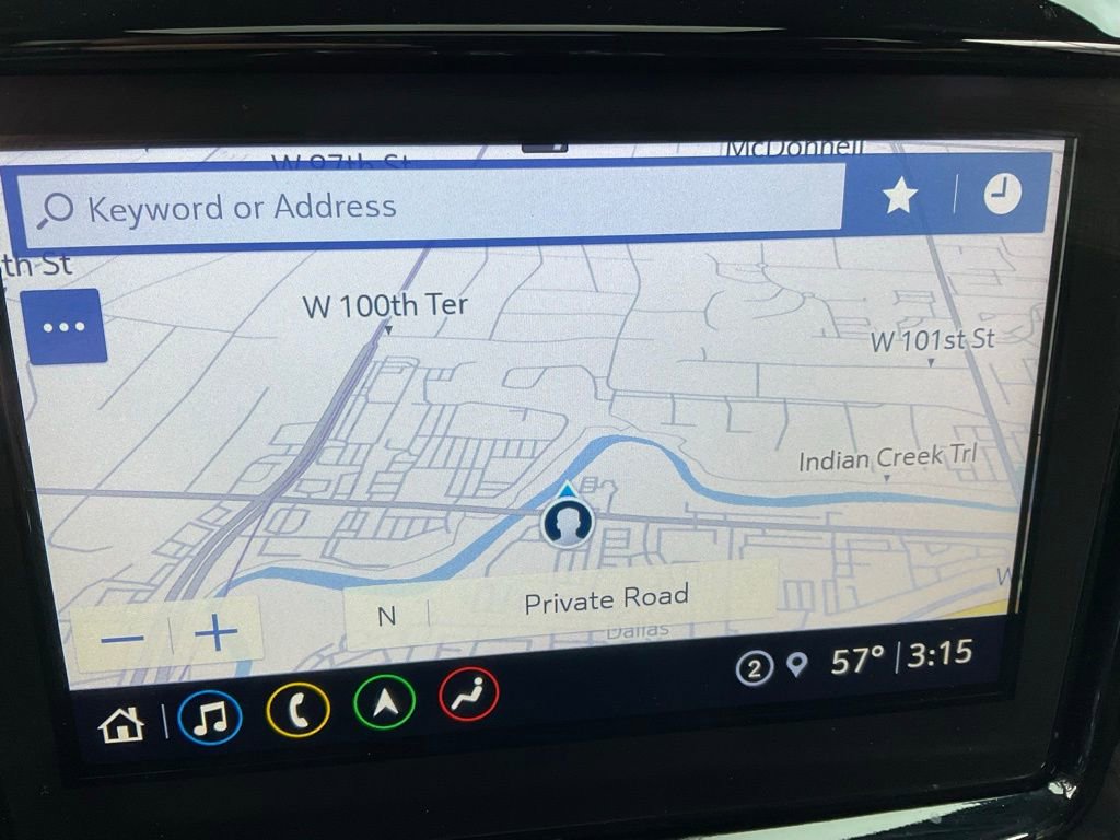 Used 2023 Chevrolet Traverse Premier w/ Redline Edition image 17