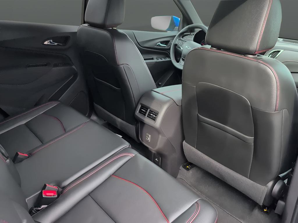 Used 2024 Chevrolet Equinox RS w/ RS Leather Package image 25