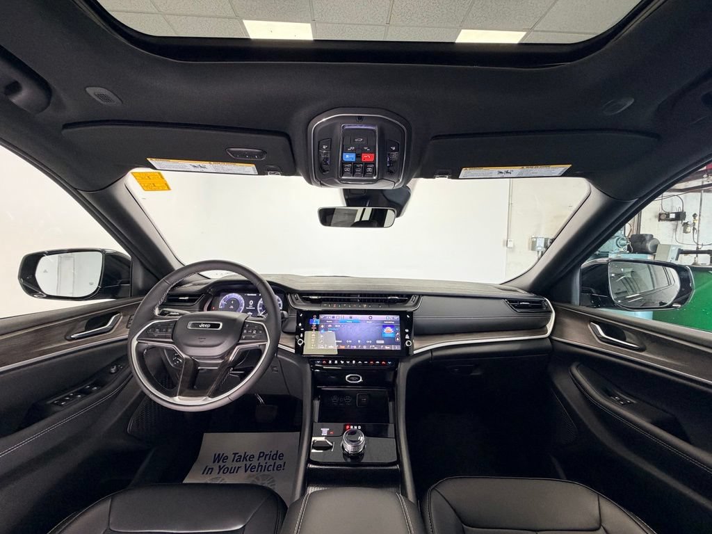 New 2026 Jeep Grand Cherokee Limited AWD/4WD image 10