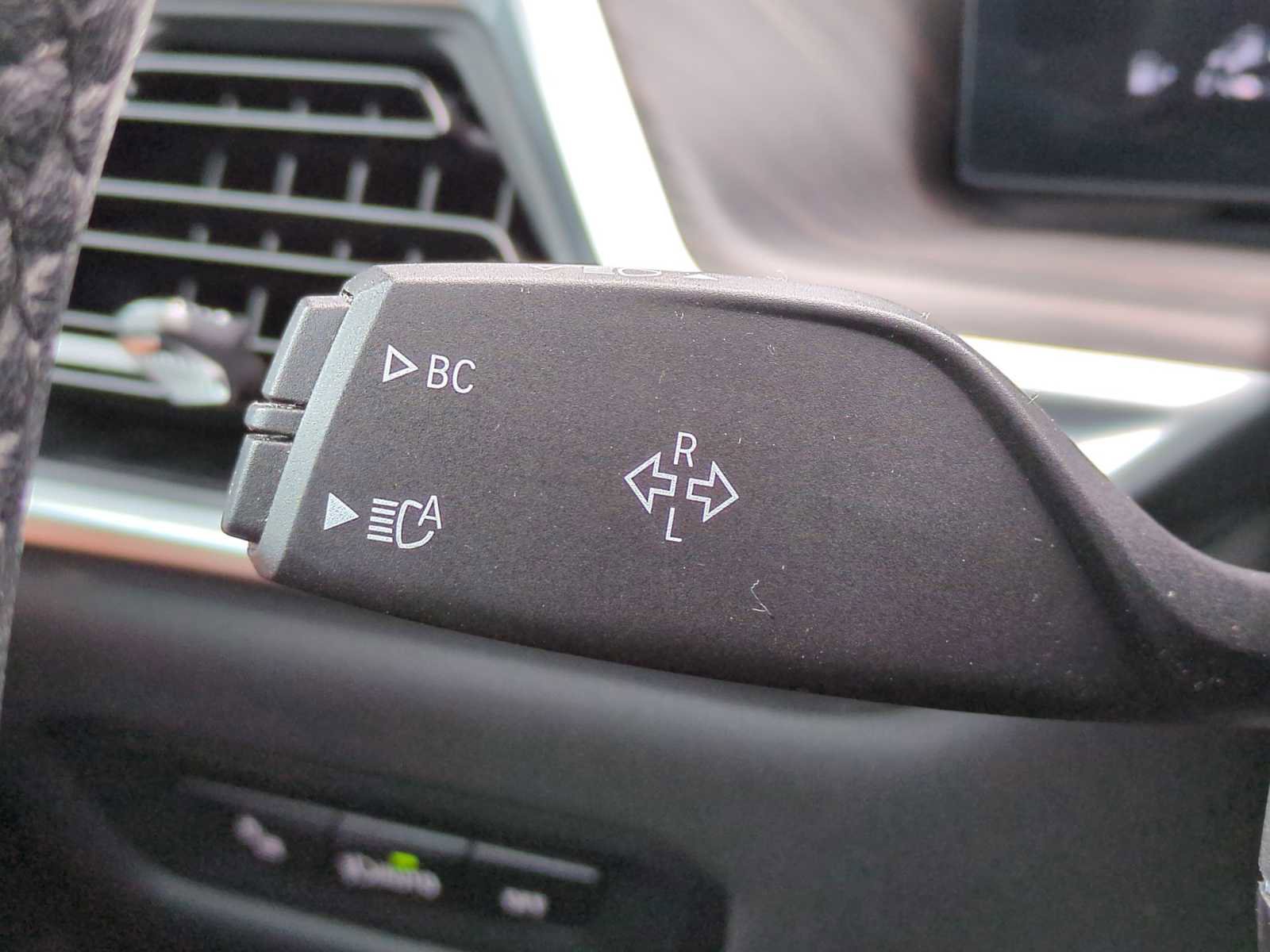 Certified 2024 BMW X5 xDrive50e w/ Premium Package image 27