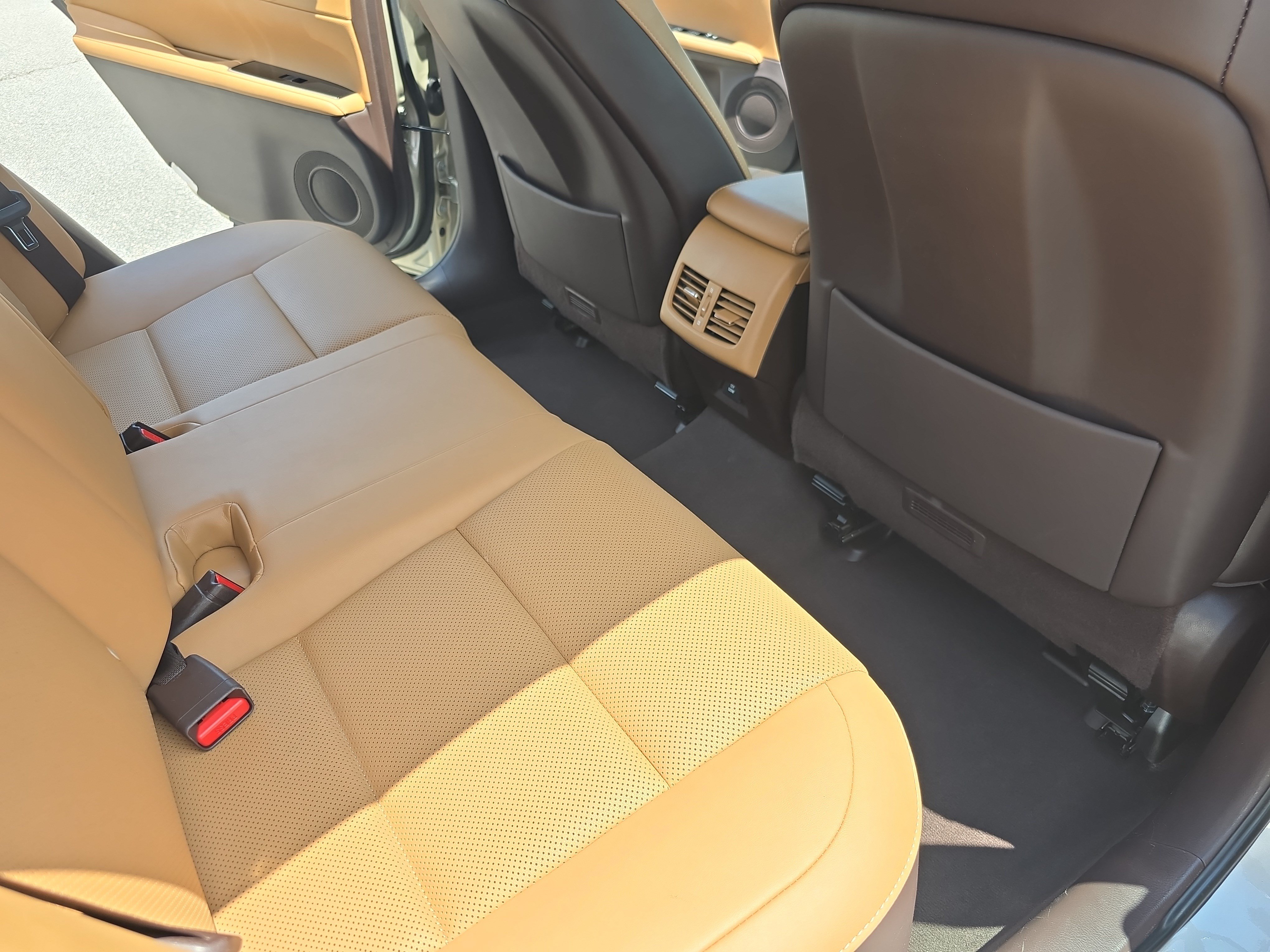 Used 2016 Lexus ES 350 FWD image 11