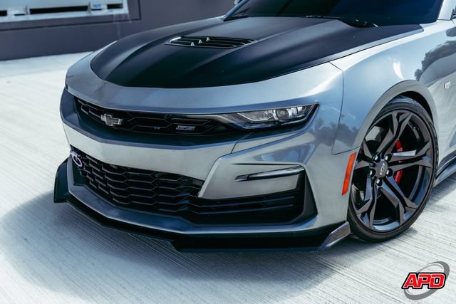 Used 2020 Chevrolet Camaro SS RWD image 24