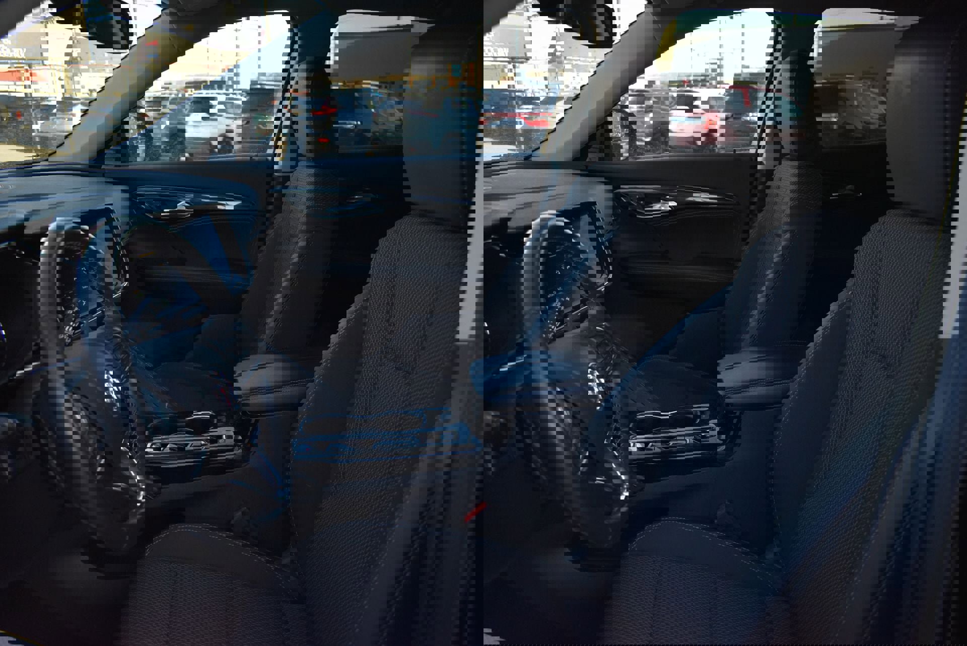 Used 2023 Buick Envision Preferred image 12