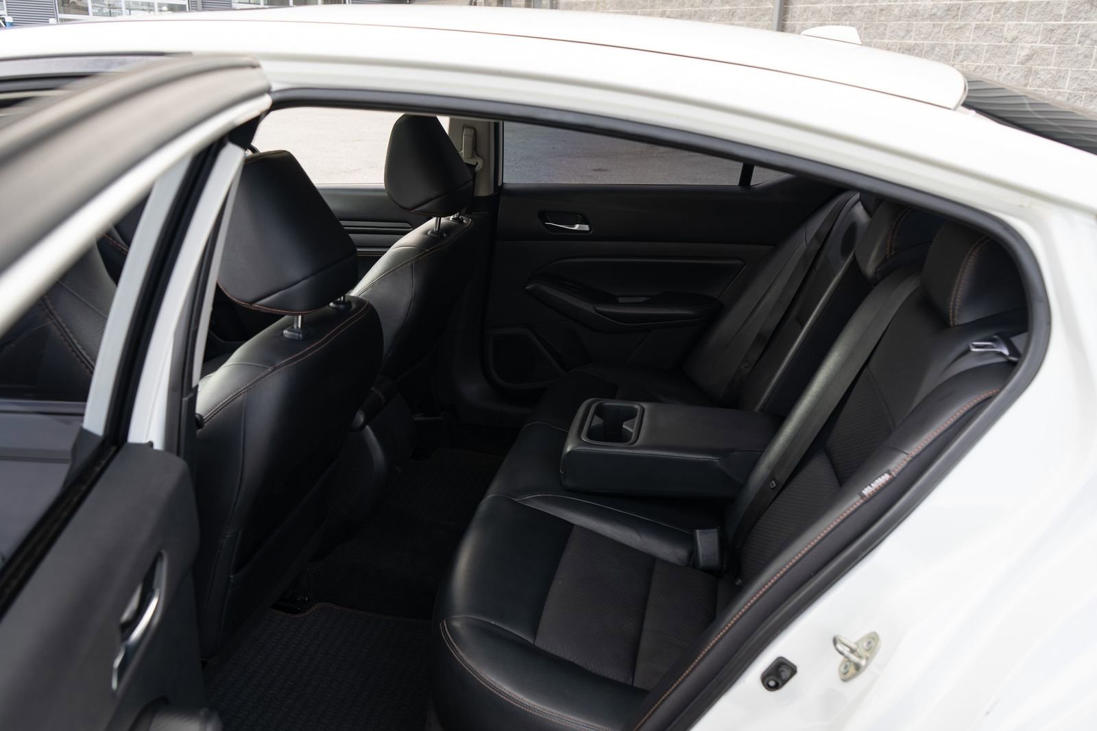 Used 2019 Nissan Altima 2.5 SR w/ SR Premium Package image 18