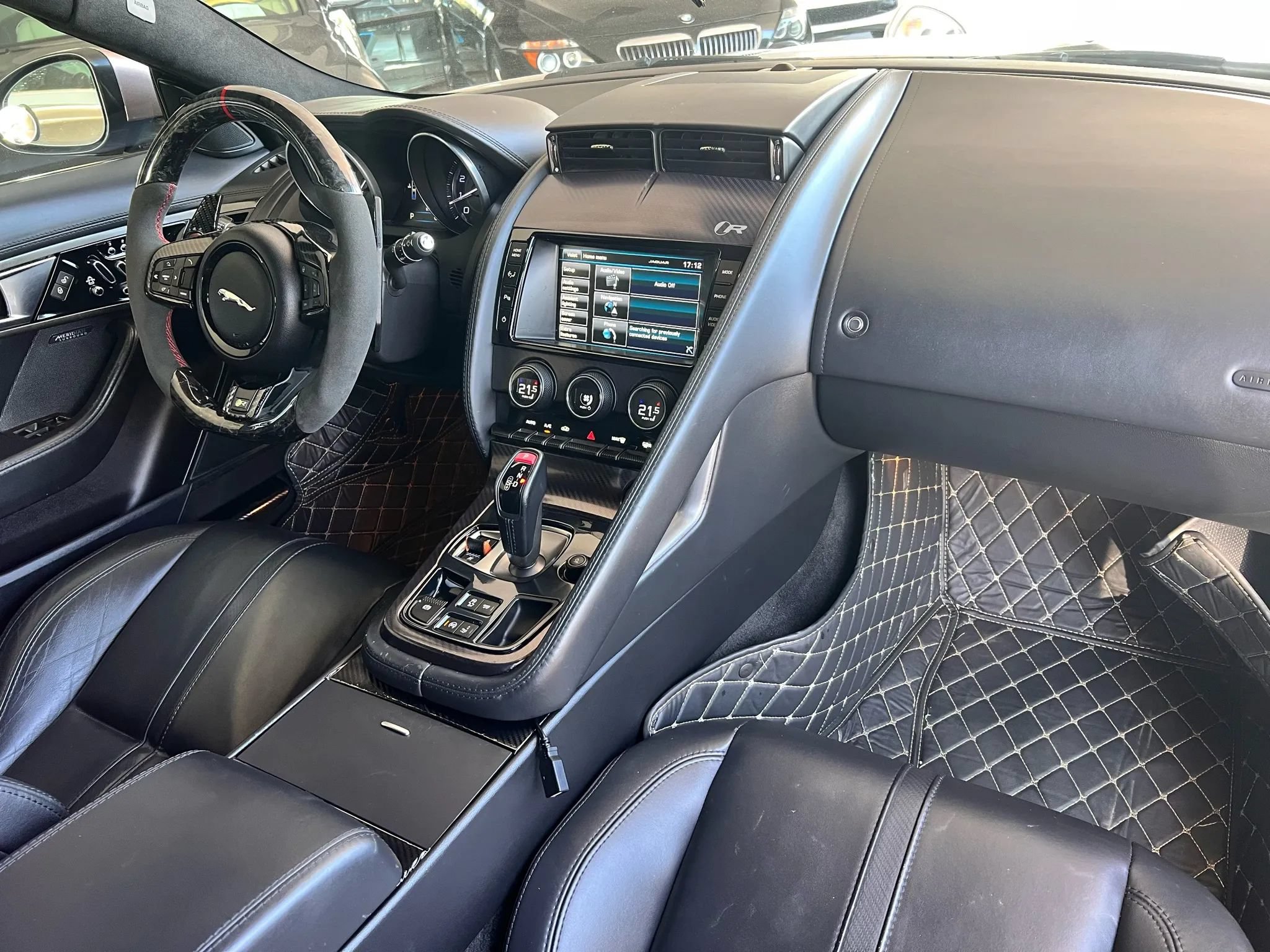 Used 2015 Jaguar F-TYPE R RWD image 8