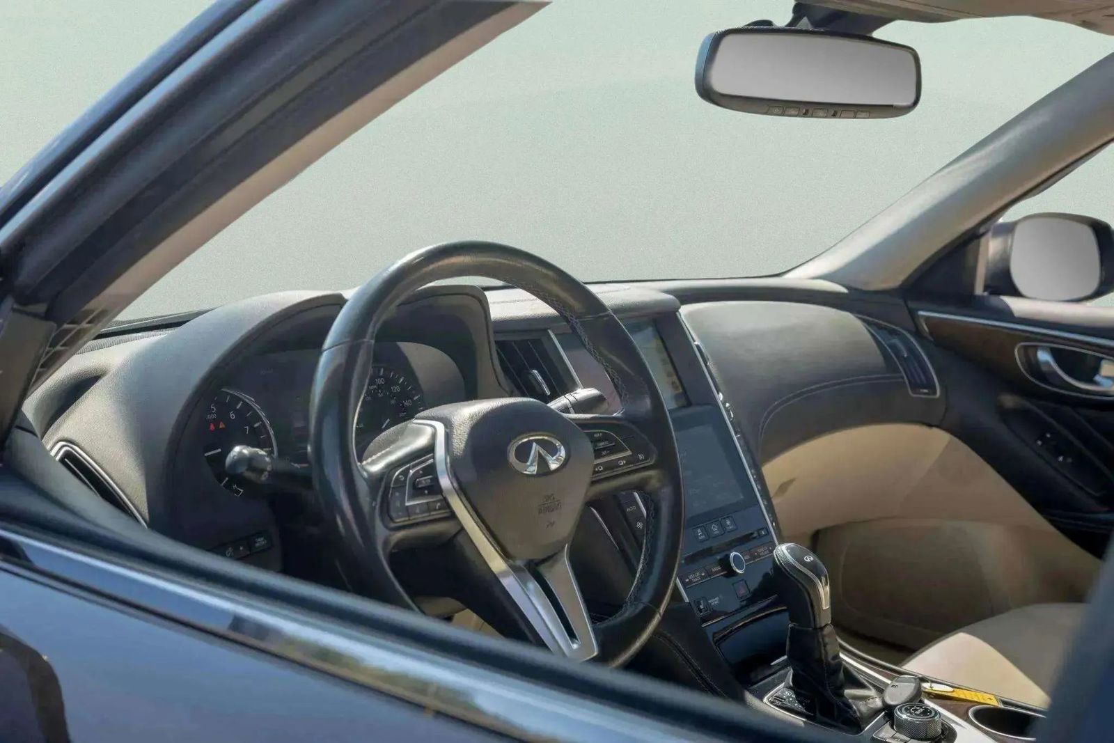 Used 2019 INFINITI Q50 Luxe w/ Essential Package (3.0T Luxe) image 12