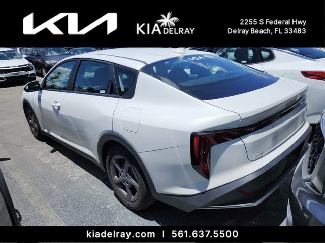 Used 2025 Kia K4 FWD image 3