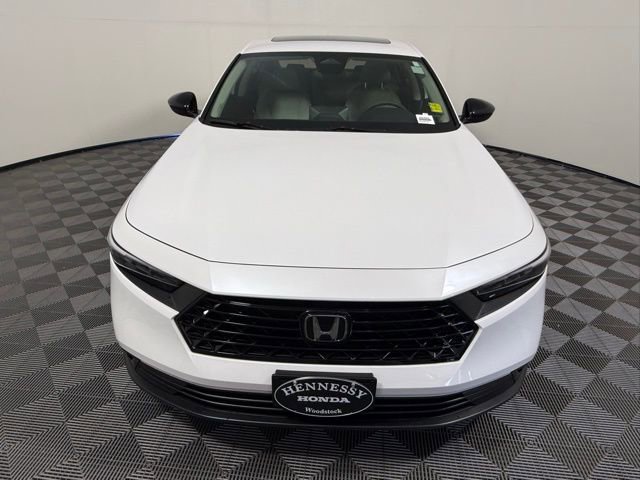 Used 2025 Honda Accord SE image 9