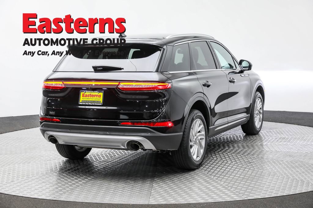 Used 2021 Lincoln Corsair AWD image 5