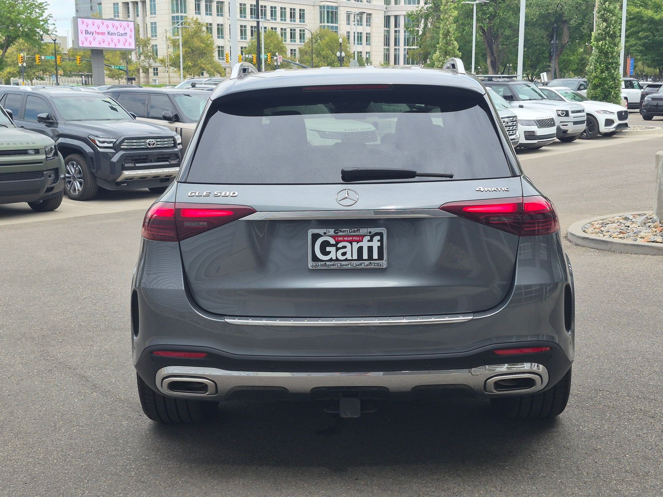 Certified 2026 Mercedes-Benz GLE 580 4MATIC image 4