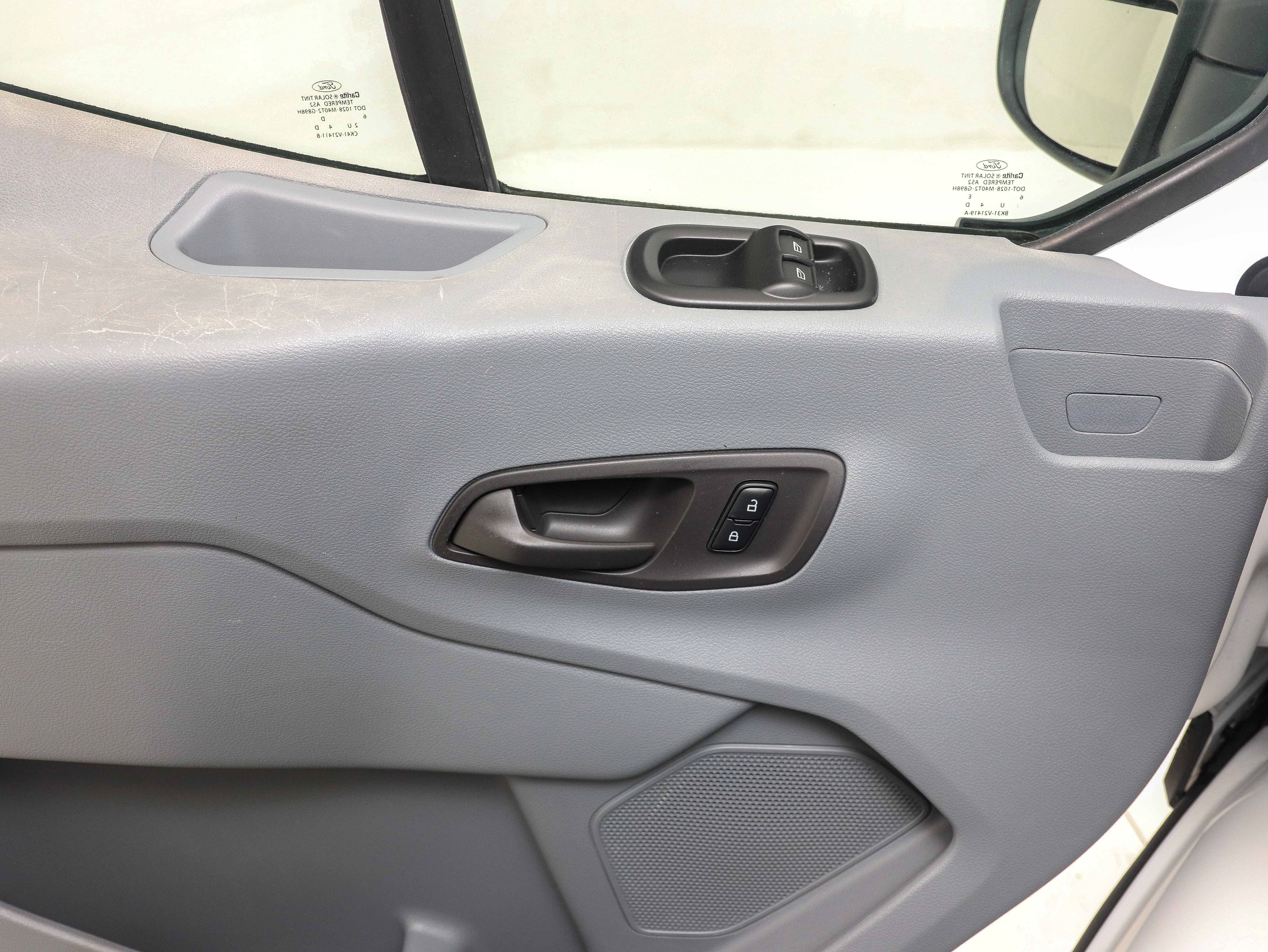 Used 2016 Ford Transit 350 XLT image 25