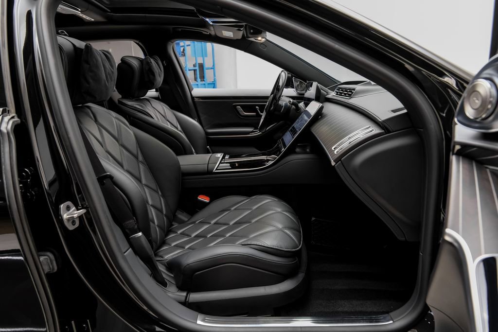 Used 2024 Mercedes-Benz Maybach S 680 4MATIC image 37