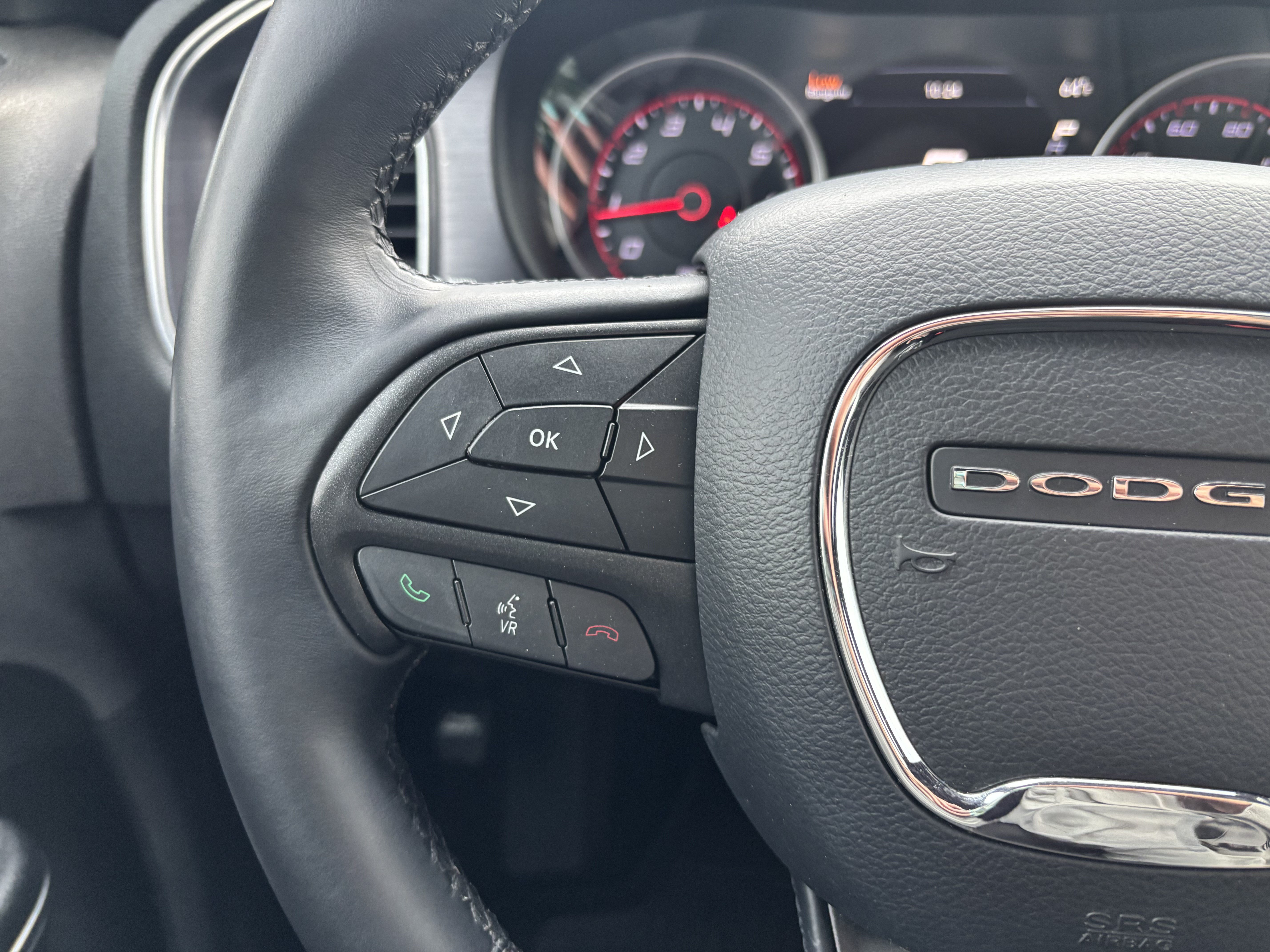Used 2016 Dodge Charger SE RWD image 15