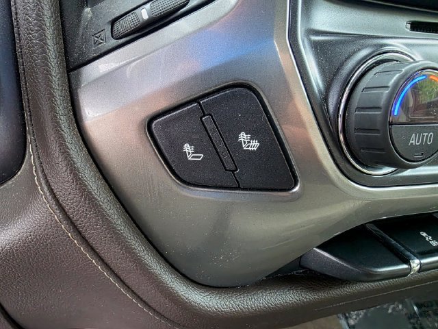 Used 2018 Chevrolet Silverado 1500 LTZ AWD/4WD image 32