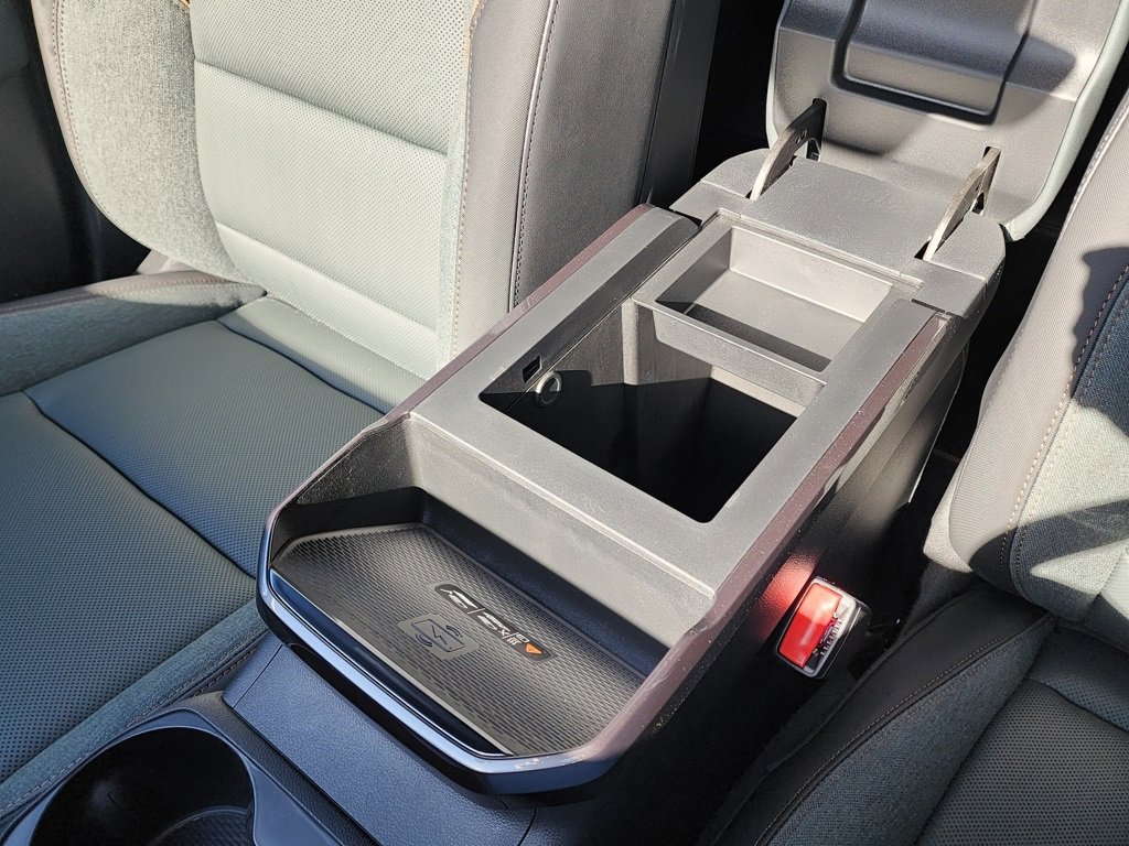 New 2026 GMC Terrain AT4 w/ Convenience Package III image 34