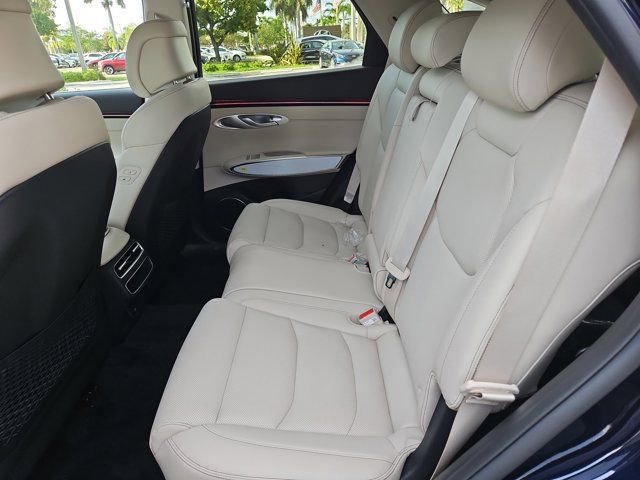 Used 2026 Genesis GV70 2.5T Select AWD/4WD image 12