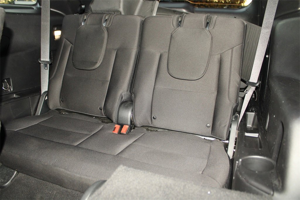 Used 2020 Ford Explorer XLT w/ Comfort Package image 14