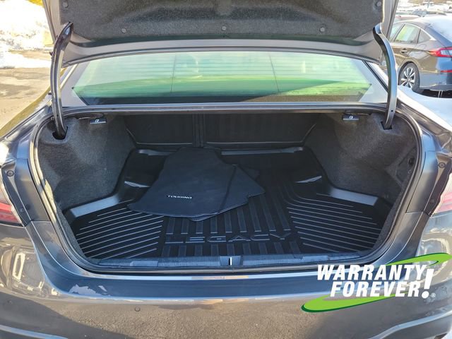 Used 2023 Subaru Legacy Touring XT image 18