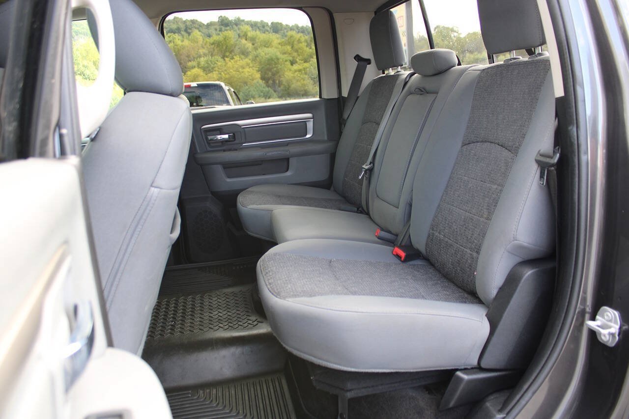 Used 2017 RAM 2500 Big Horn AWD/4WD image 40