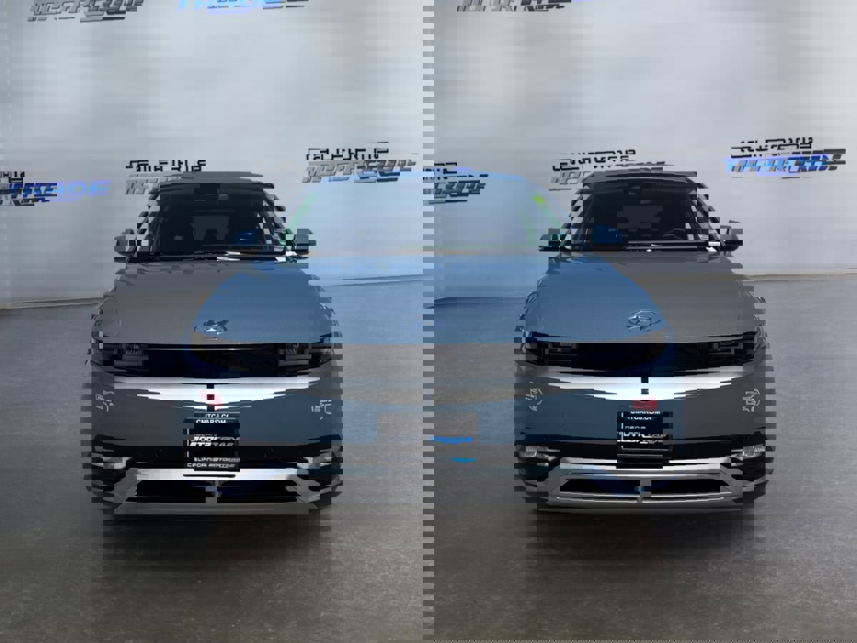 Used 2024 Hyundai Ioniq 5 SEL image 2