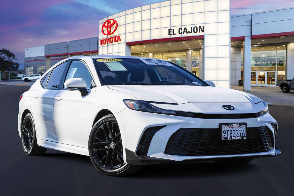 Certified 2025 Toyota Camry SE