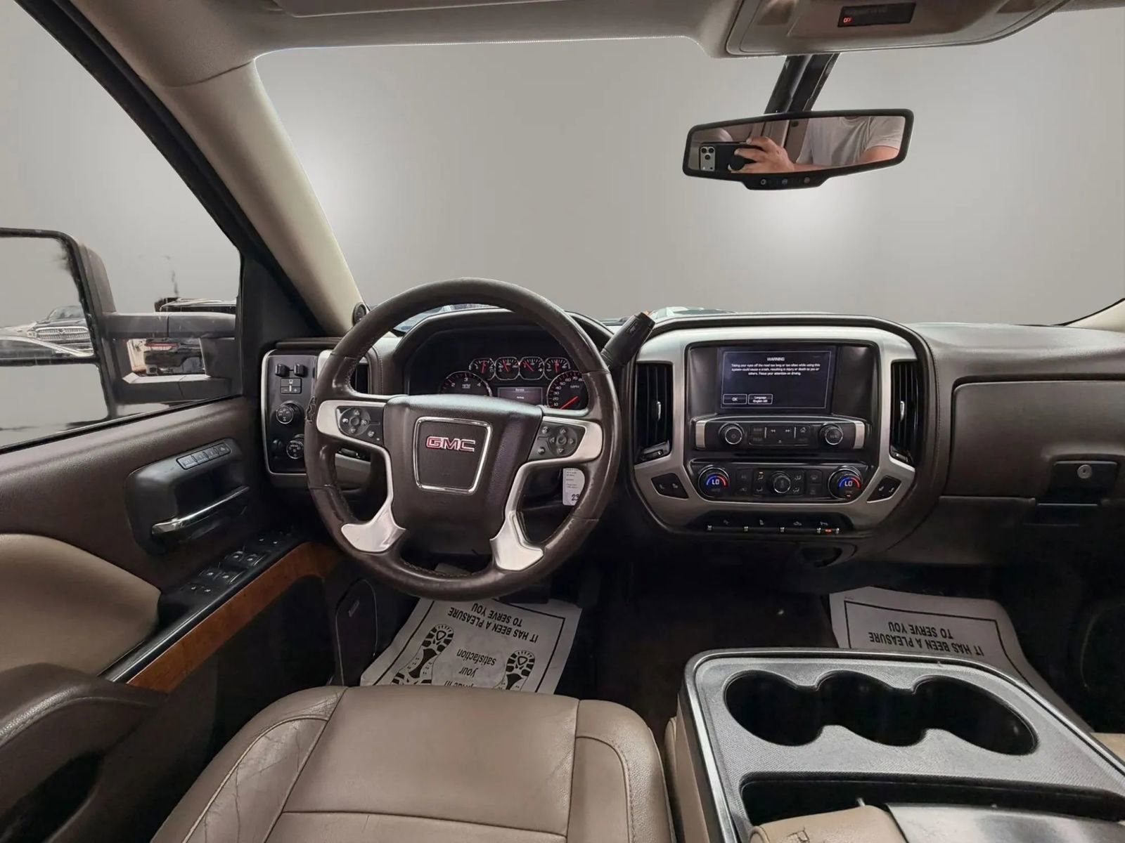 Used 2015 GMC Sierra 1500 SLT w/ SLT Crew Cab Value Package AWD/4WD image 30