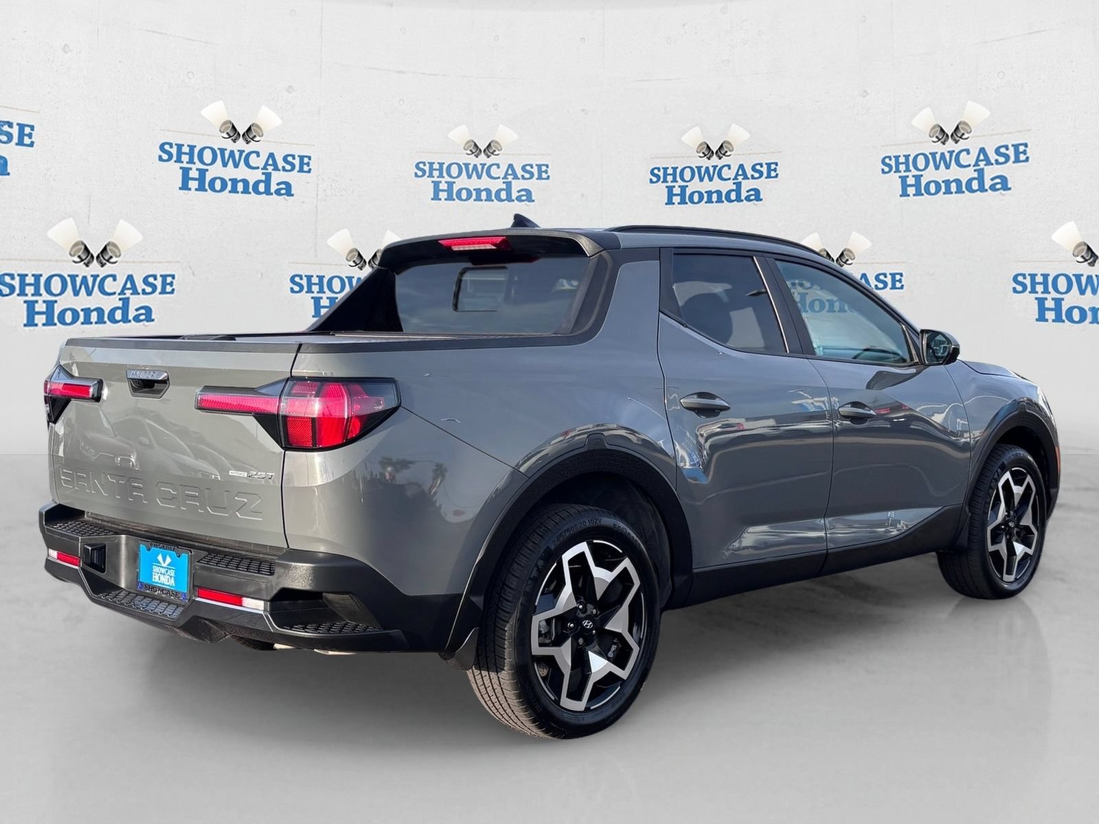 Used 2023 Hyundai Santa Cruz Limited AWD/4WD image 8
