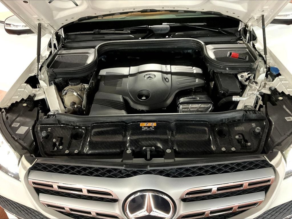 Used 2020 Mercedes-Benz GLS 450 4MATIC w/ Convenience Package image 31